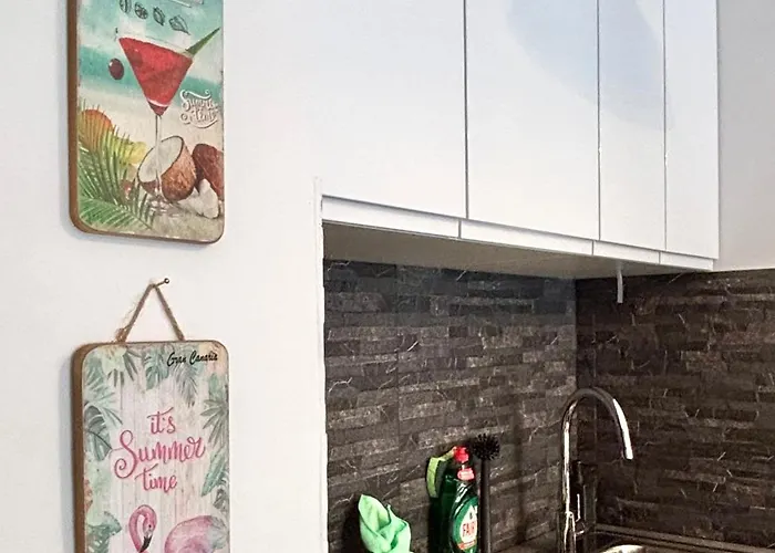 Cosy Pool View Tinache شقة